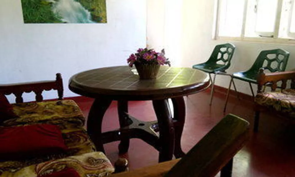 Lake Side Hotel Anurradhapura