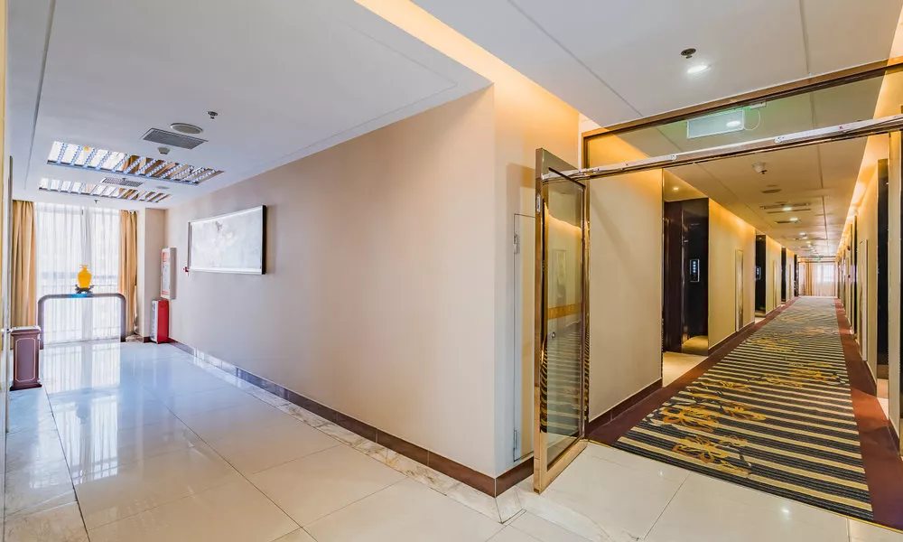 Liangfan Holiday Inn