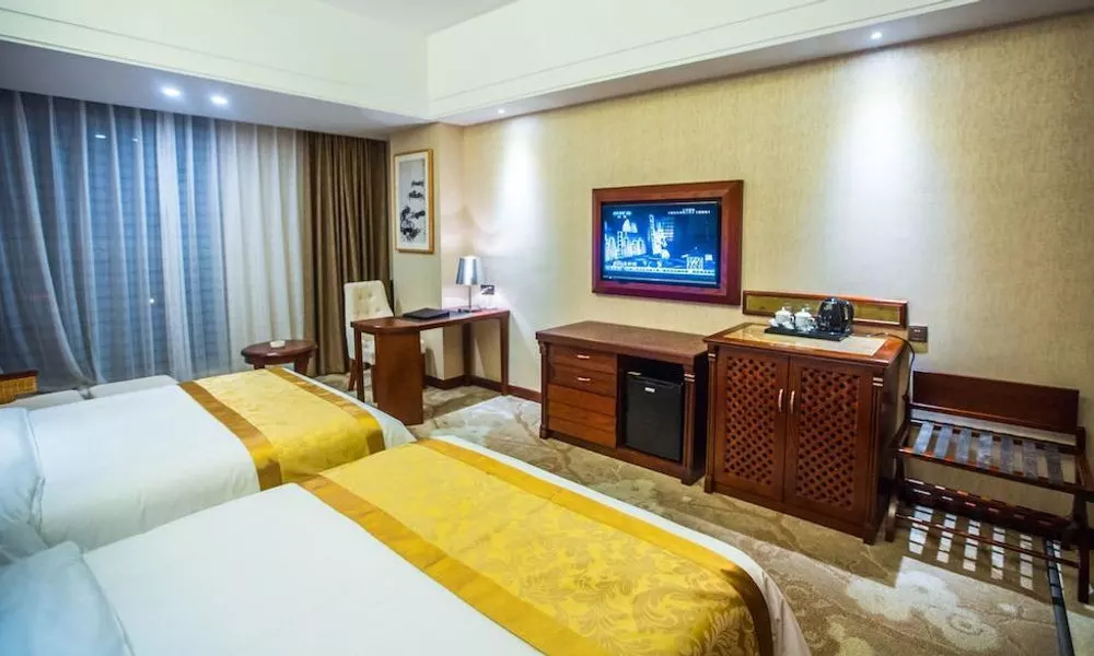 Kaili International Hotel, фото 2
