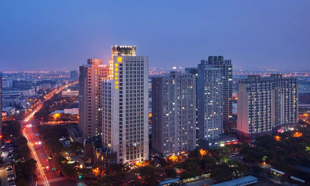 Regal Jinfeng Hotel