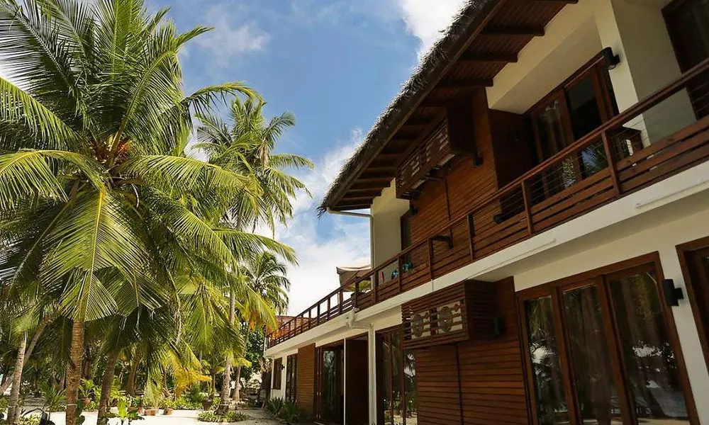 Aveyla Manta Village
