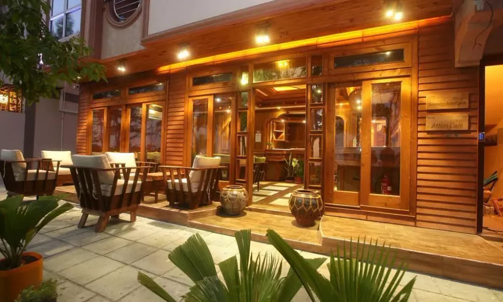 Eureka Serenity Athiri Inn