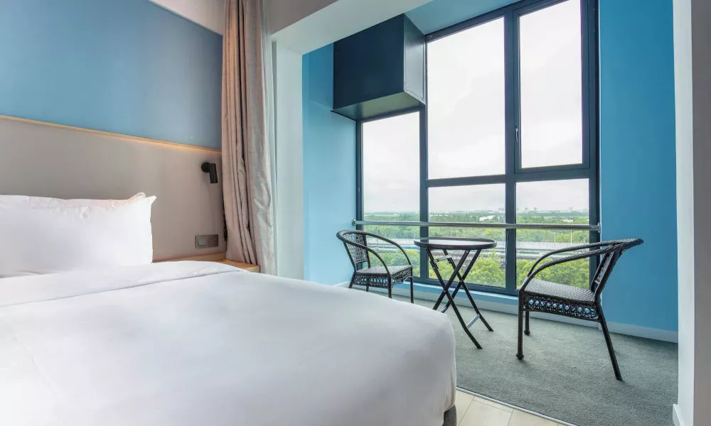 Holiday Inn Express Shanghai Pudong Airport, an IHG Hotel, фото 4