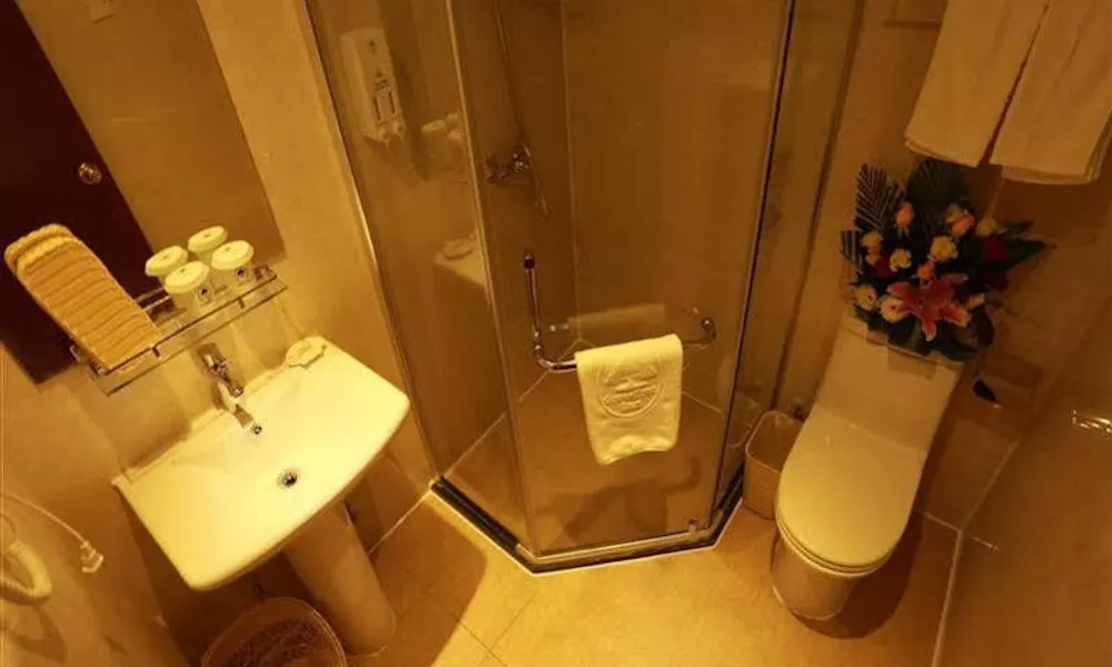 GreenTree Inn Hainan Sanya Chunyuan Seafood Square Express Hotel, фото 5