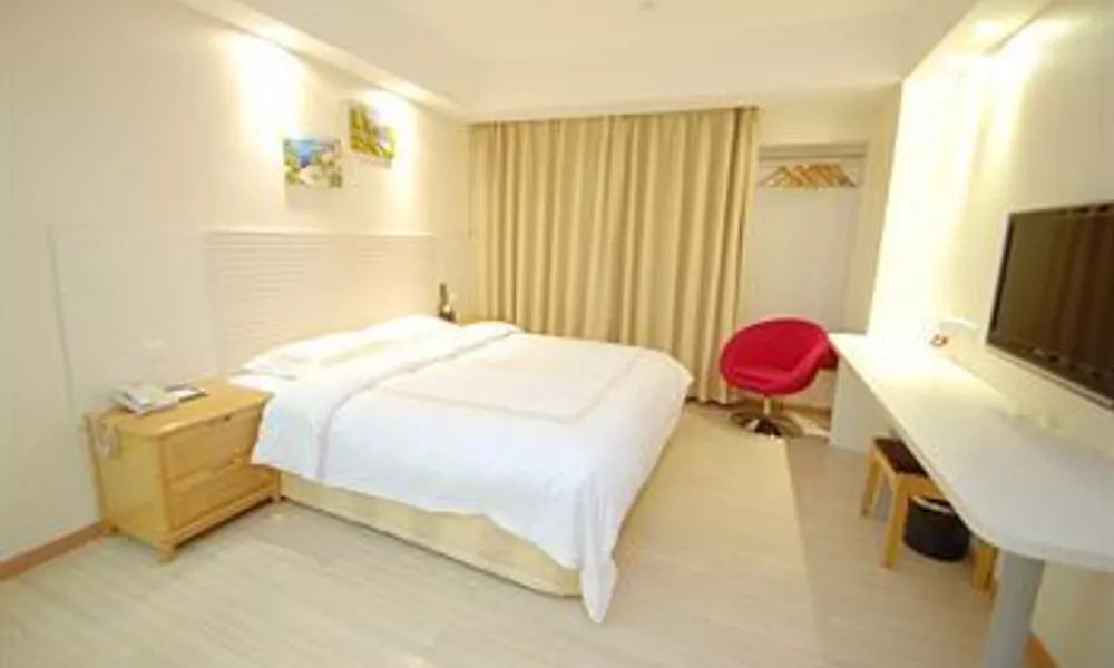 Overseas Chinese Friendship Hotel, фото 2