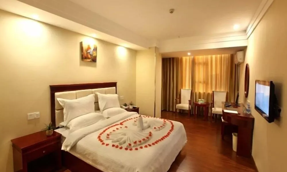 GreenTree Inn SanYa Jiyang Dist YaLongWan YingBin Ave Hotel, фото 2