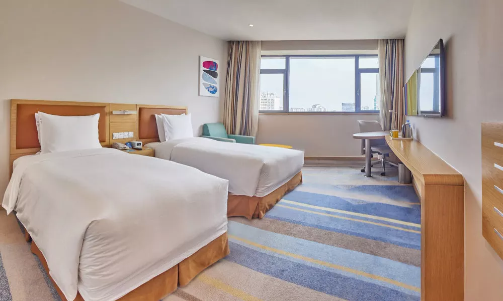 Holiday Inn Express Shanghai Zhenping, an IHG Hotel, фото 2