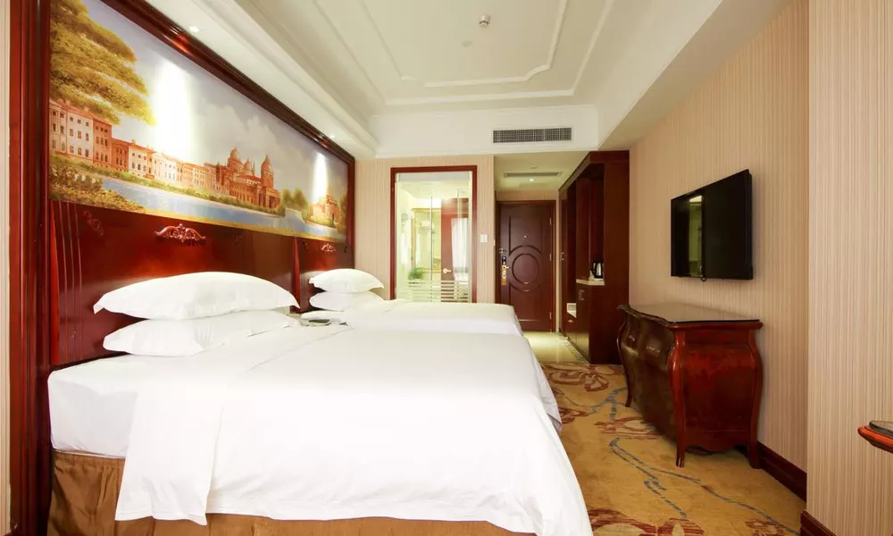 Vienna International Hotel South Bao'an, фото 2