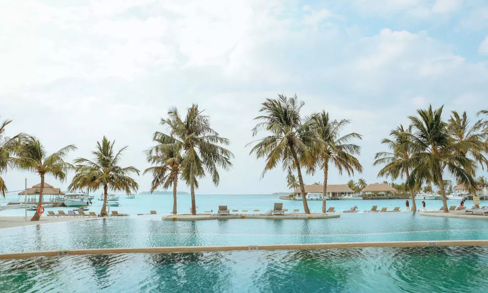 Holiday Inn Resort Kandooma Maldives - Kids Stay & Eat Free and DIVE FREE for Certified Divers for a, фото 5
