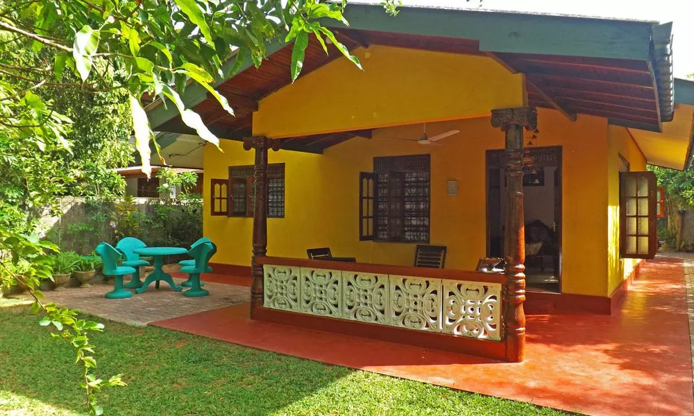 Ayesha Guest House