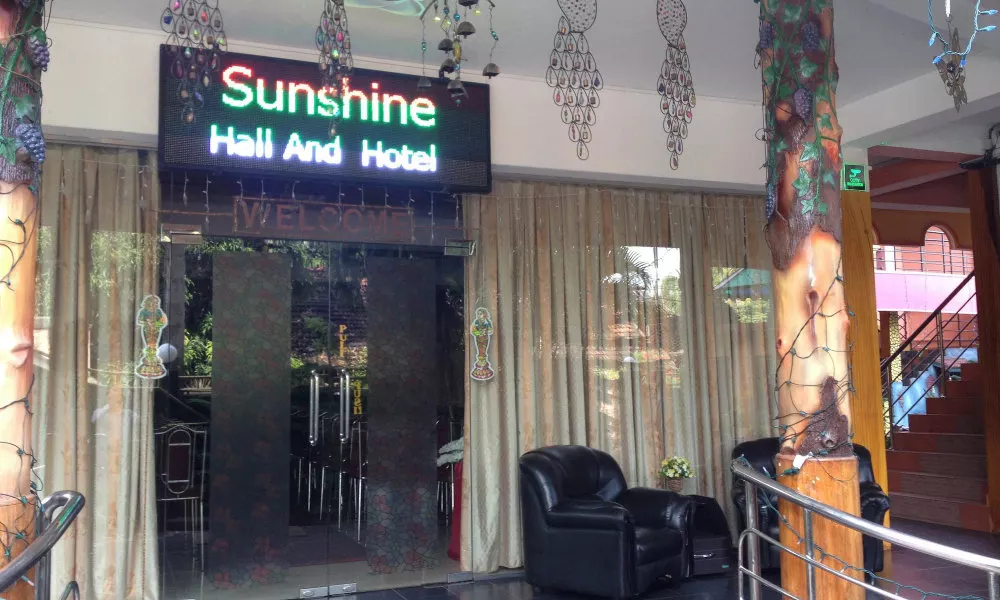 Sunshine Hotel