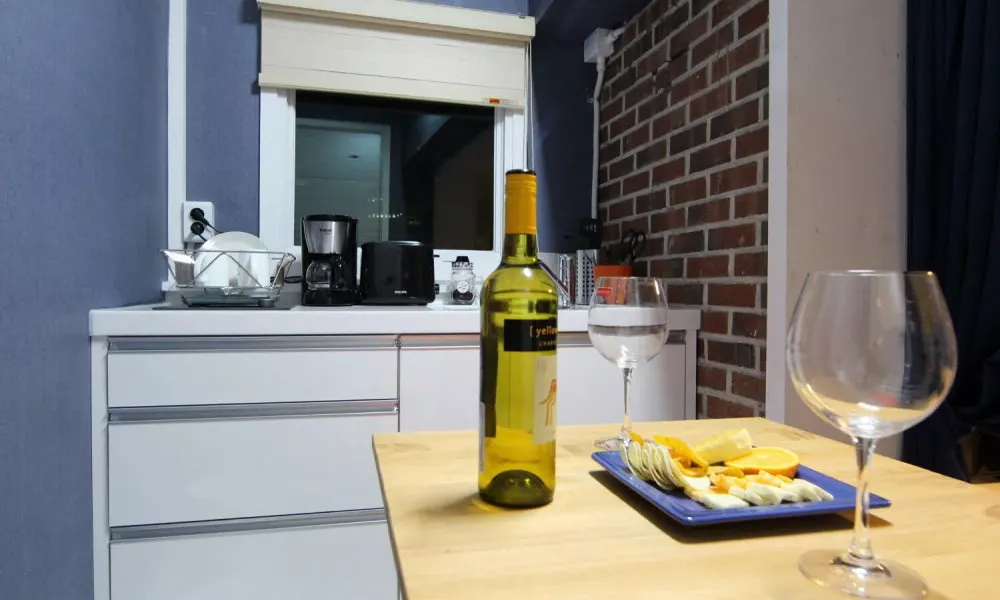 Bunk Guest House - Hostel, фото 3