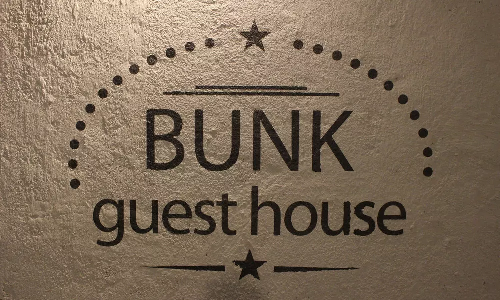 Bunk Guest House - Hostel
