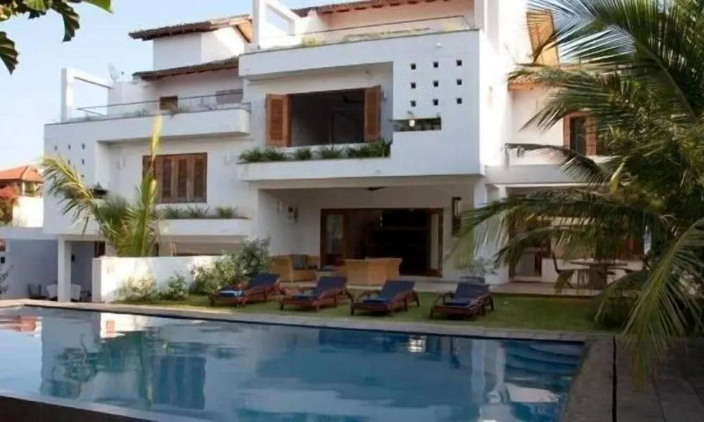 Lake View villa