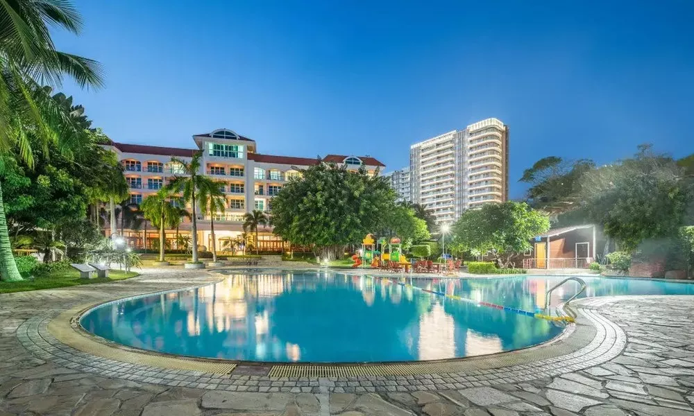 Huayuan Hot Spring Seaview Resort