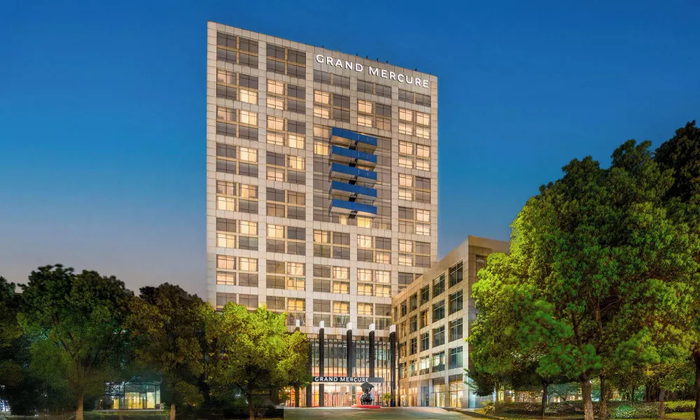 Grand Mercure Shanghai Century Park - Free shuttle bus to SNIEC