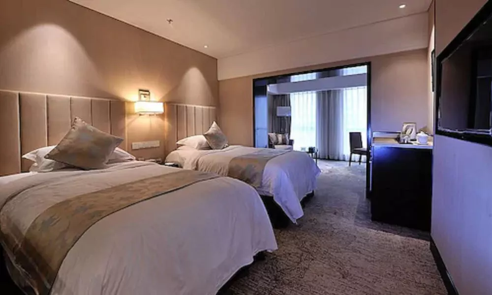China Palace Hotel, фото 2