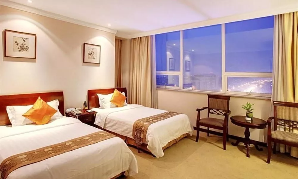 Rich Hotel - Beijing, фото 2