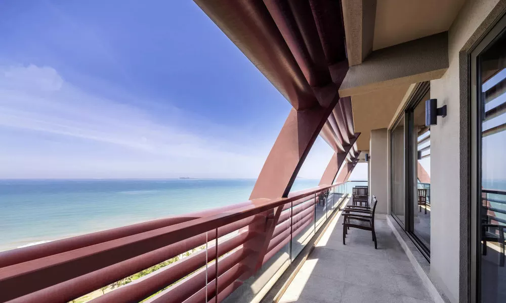 Pullman Oceanview Sanya Bay Resort & Spa