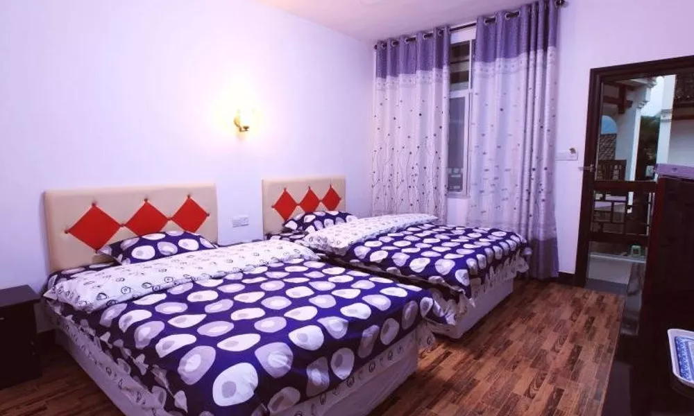 Zhangjiajie Base Youth Hostel, фото 3