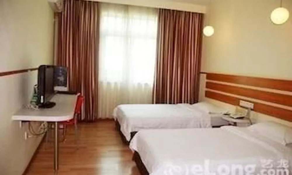 GDH Inn Donghu, фото 3