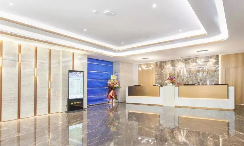 New Tianhe Hotel, фото 2