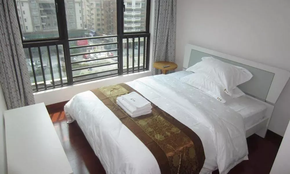 Maple Leaf Guihuayuan Business Apartment