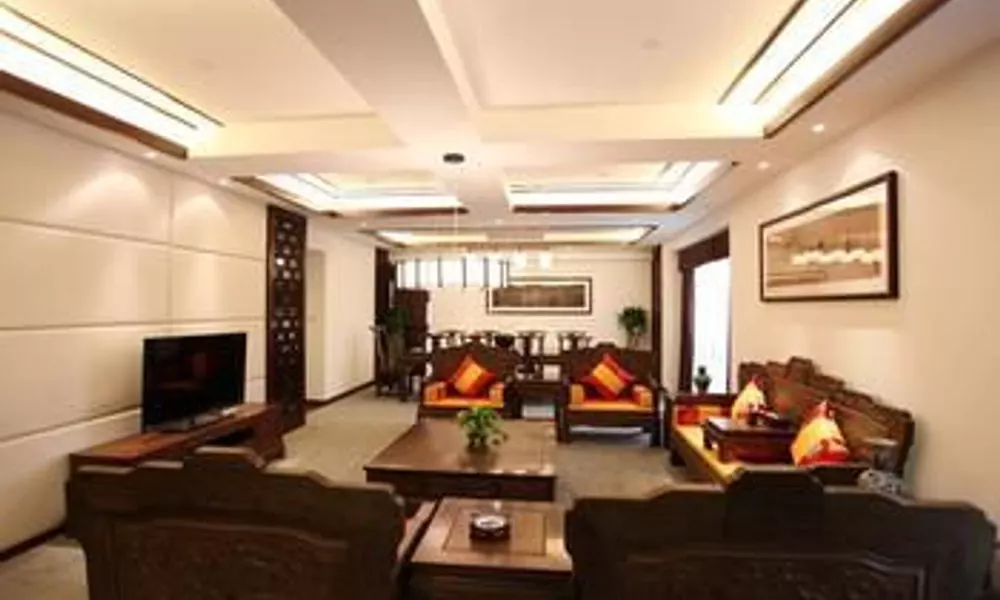 Yigoo Business Hotel