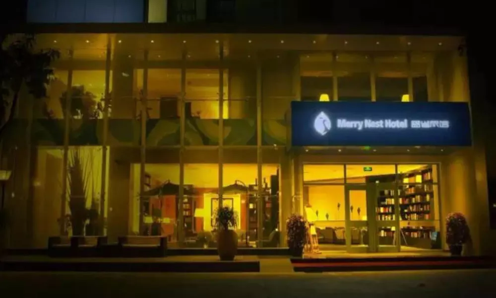 Merrynest Hotel