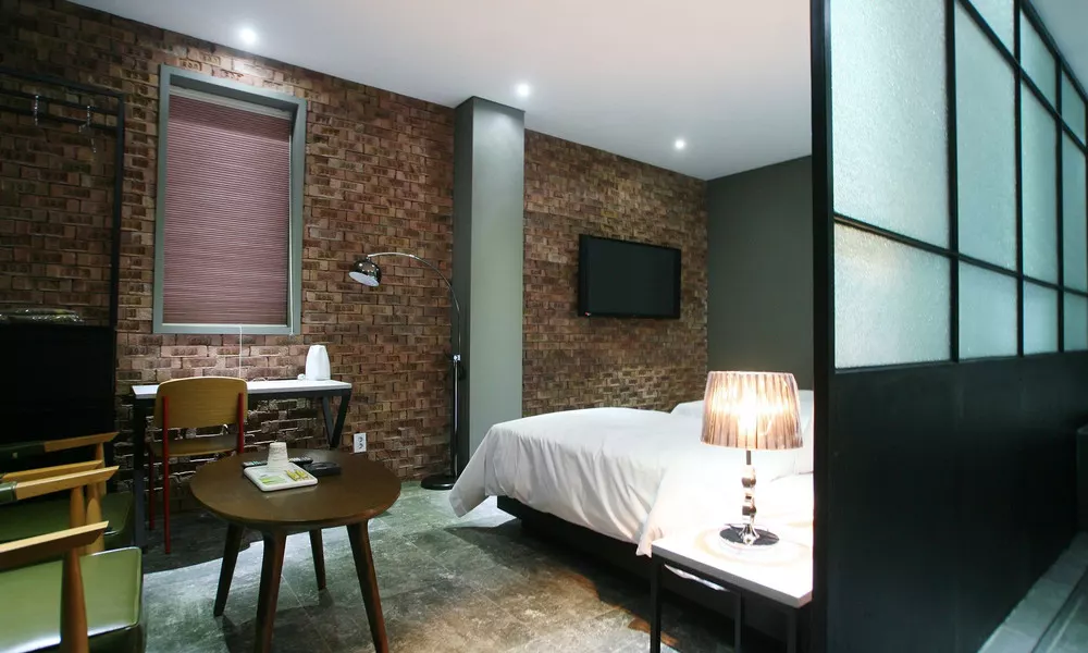 Valt Hotel