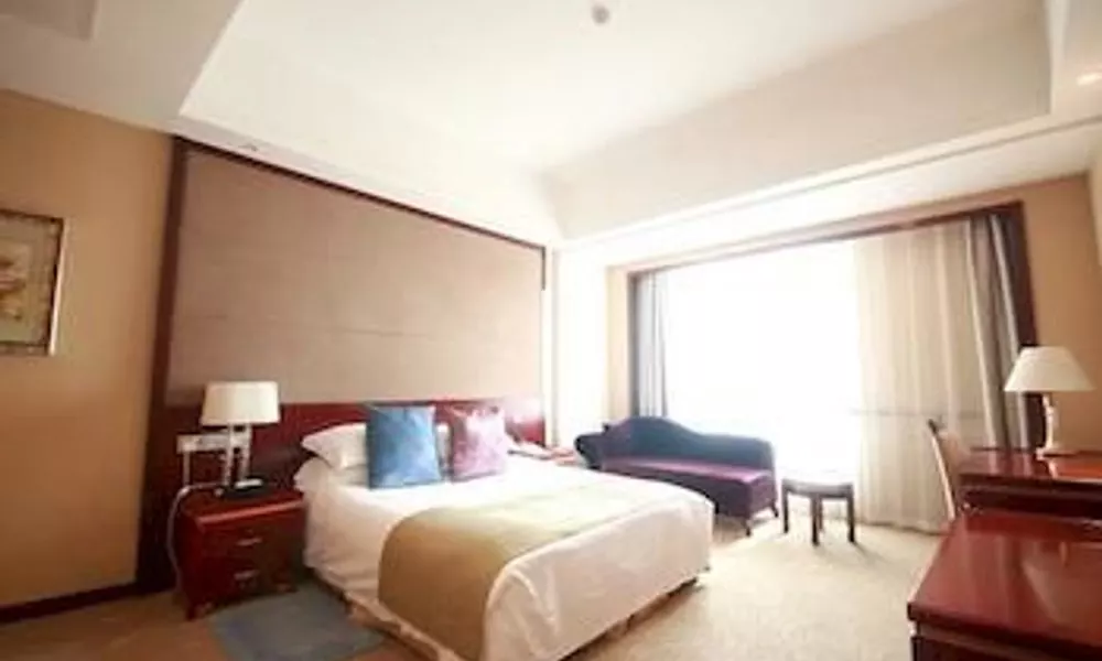 Qingdao Haitian Tunnel Hotel