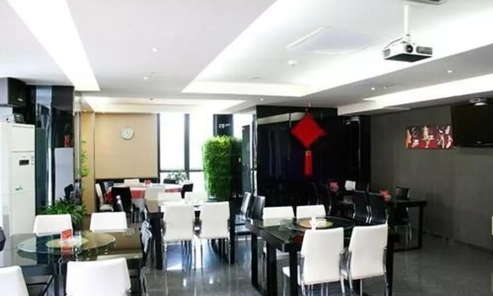 Jianghan Business Hotel, фото 5