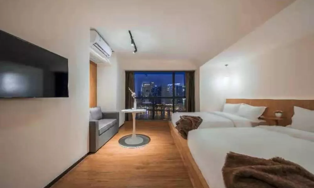 De La Reine Bar & Spa Hotel Guangzhou, фото 5