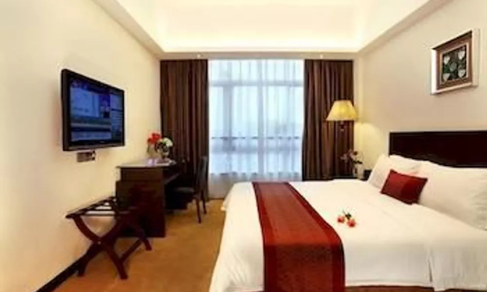 Guangzhou Jinying Hotel, фото 2