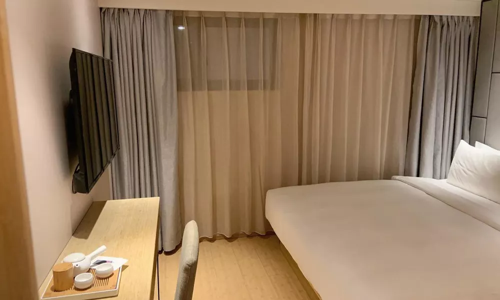 Shanghai Yueyang Hotel, фото 2