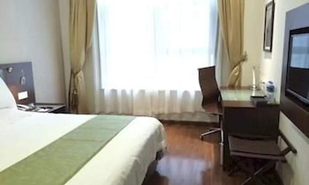 He Yin Hotel, фото 2