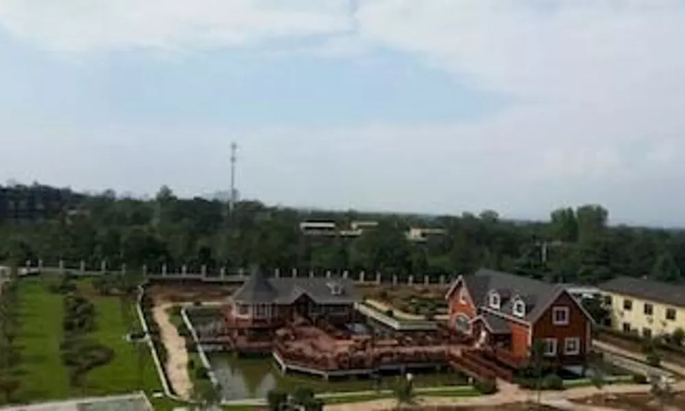 Jin Qiu Yi Xin Hotel- Lintong, фото 3