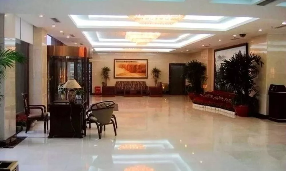 Phoenix Tree Hotel, фото 4