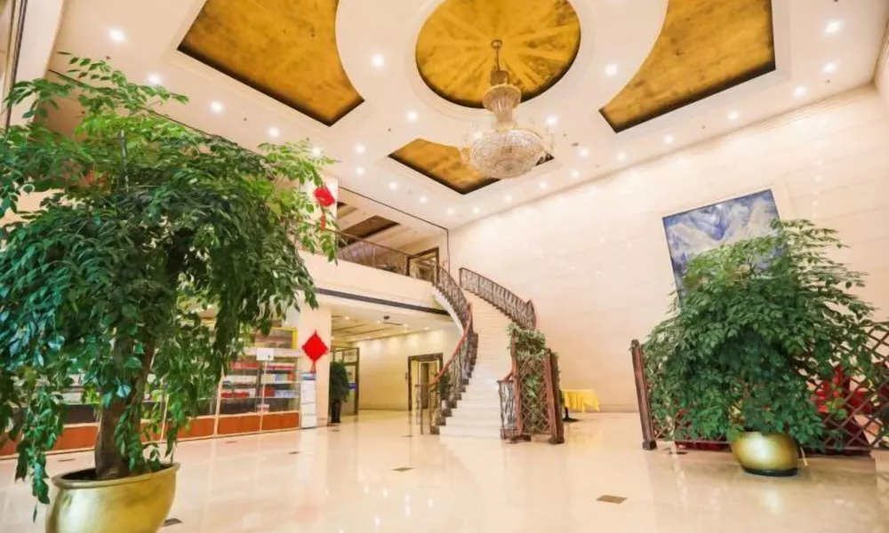 Zhonggong Plaza, фото 4