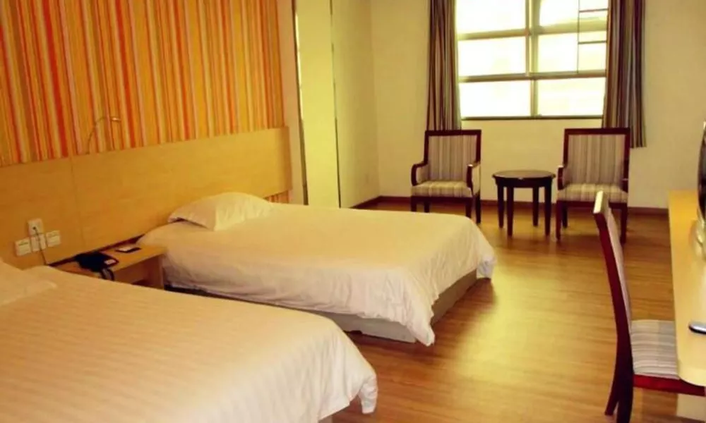 Home Inn Xintang Guangshen Avenue, фото 4