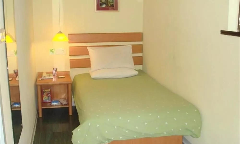Home Inn Sanya Wenming Road Branch, фото 2