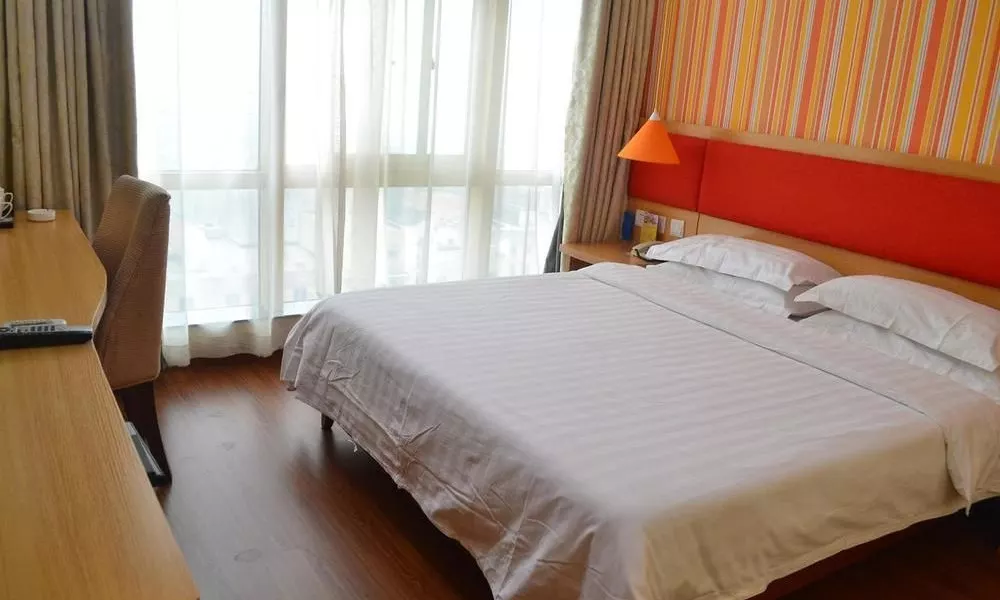 Home Inn Yabao Road Branch, фото 2