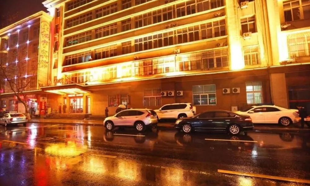 Qingdao Railway Jinhai Hongyu Hotel