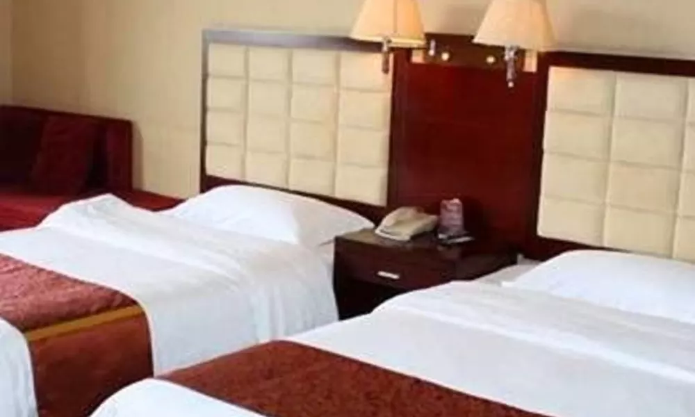 Yinfeng International Apartment Hotel
