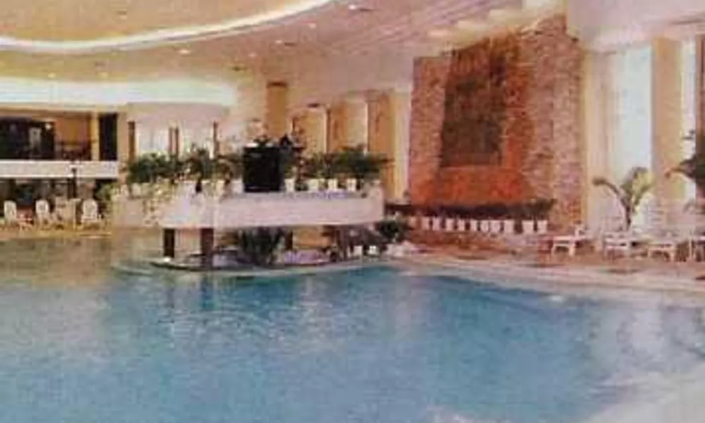 World Traders Hotel - Chongqing, фото 3