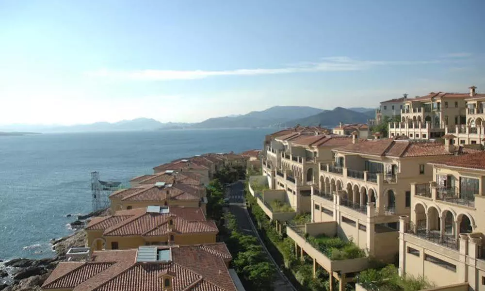 Century Sea-view Resort