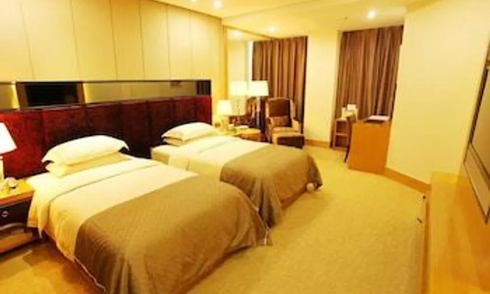 Silver Bay Hotel, фото 2