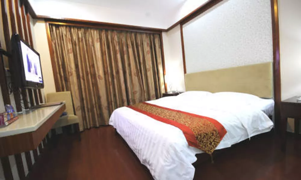 Guangzhou Yuncheng Hotel, фото 2