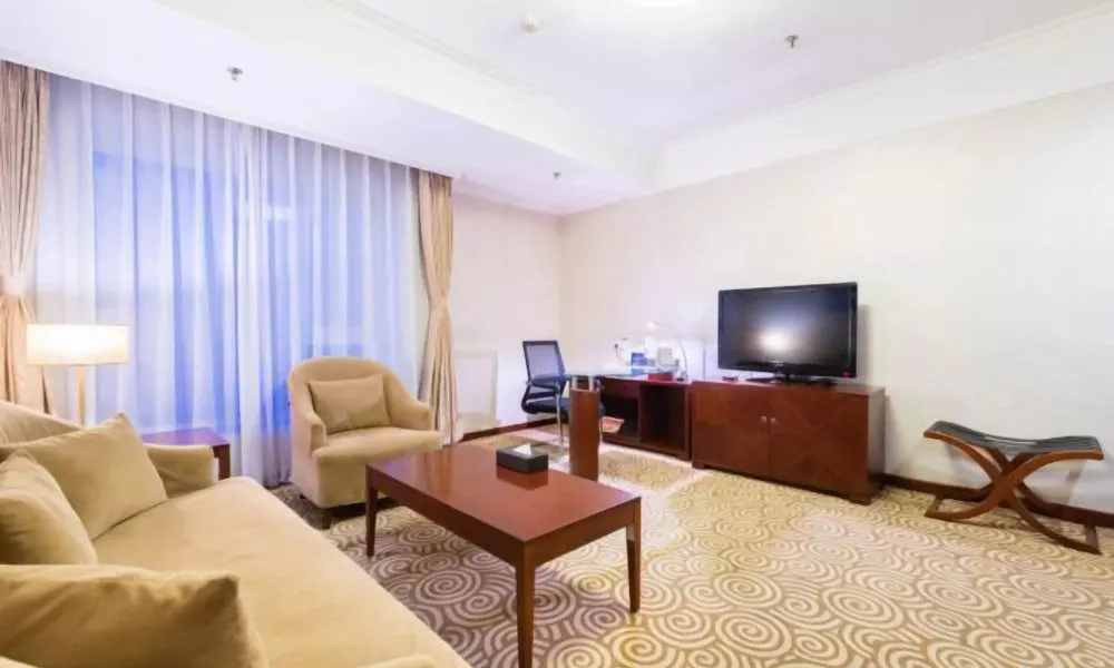 Inner Mongolia Grand Hotel Wangfujing, фото 2