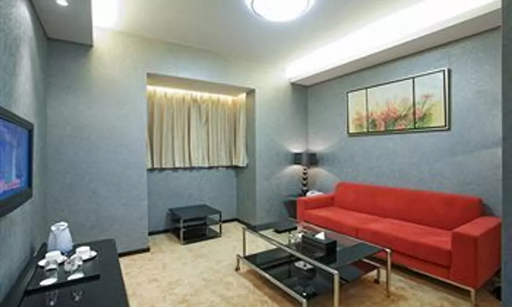 J. Real Residence Suites, фото 3